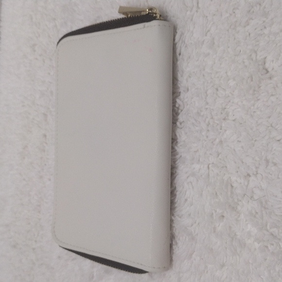 Daisy Marc Jacobs Pouch White Ivory Wallet Clutch - Picture 5 of 11